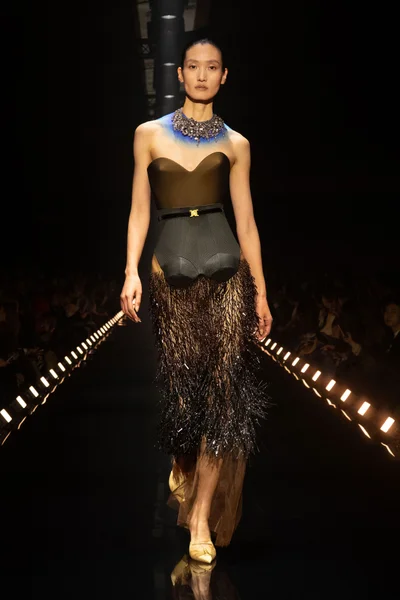 Look 43